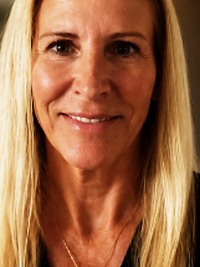 Lynn, founder of The Wine Divine